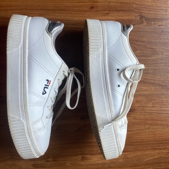 Fila Panache White and Silver Sneaker Sz 7 - Picture 14 of 16